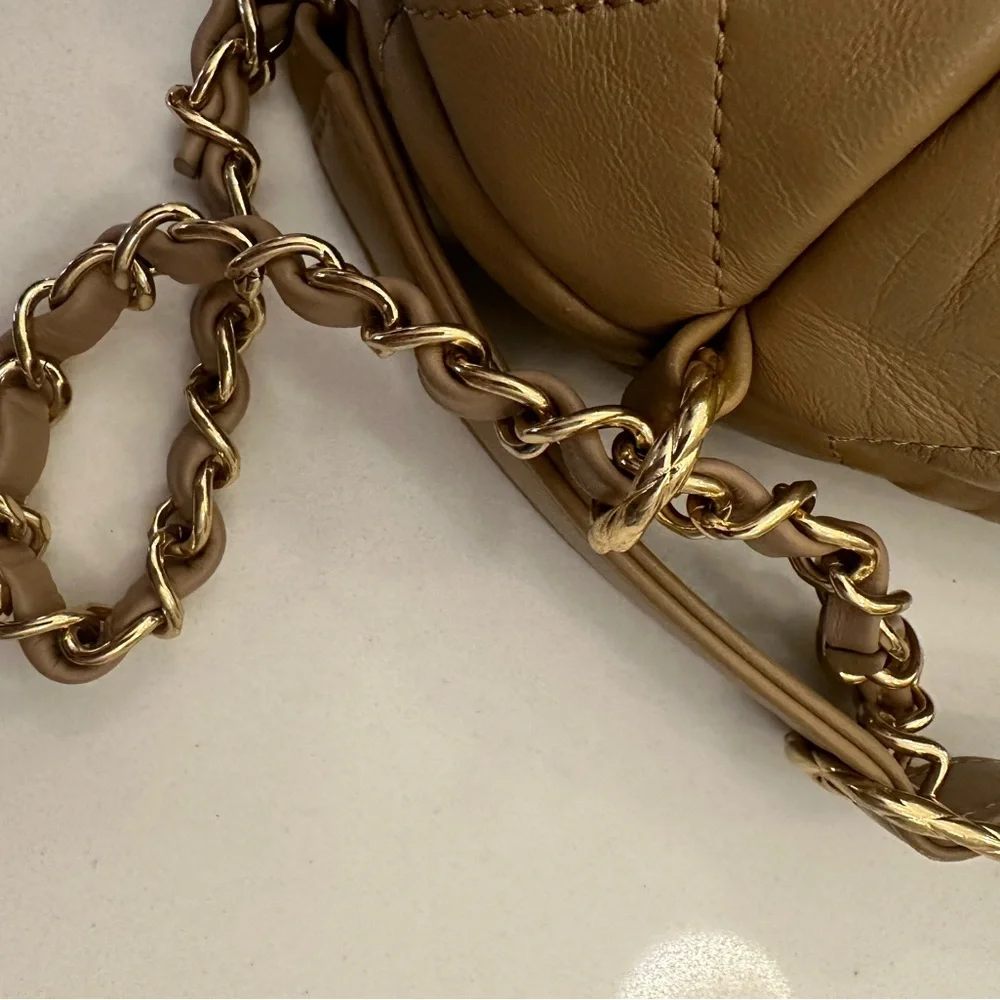 Chanel backpack - Picture 3 of 13